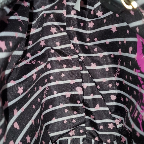 Betsey Johnson Black and White Heart Quilted Mini Bag - Picture 8 of 13